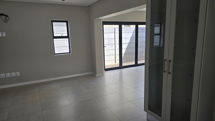 To Let 3 Bedroom Property for Rent in Haasendal Western Cape